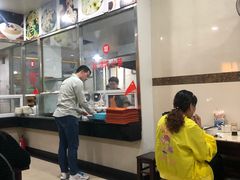 -老西白点心店