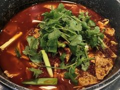 -四季喧黔味豆米火锅(万达广场店)