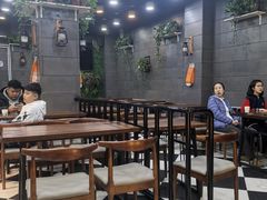 -愉肴麻辣香锅(中山路店)
