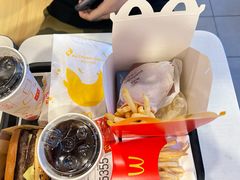 -麦当劳(长江西路得来速店)