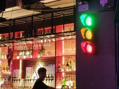 -UP嘻哈酒吧(粉巢店)