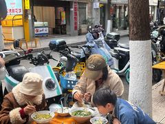 -文山荷鲜居(翠湖店)