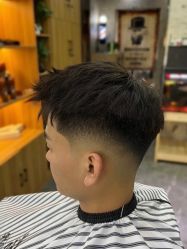 -海文先生国潮烫染男士理发馆