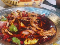 -休记光头香辣蟹干锅店(衣冠庙店)