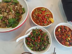 -独一佳老胡湘菜馆(矿山路店)