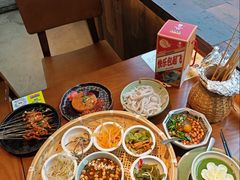 -包整·丝娃娃(甲秀楼景观店)