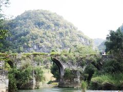 -高荡千年布依古寨旅游景区