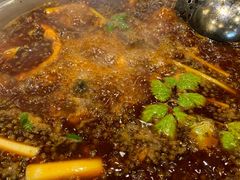 -肖肖酸萝卜鱼火锅(总店)