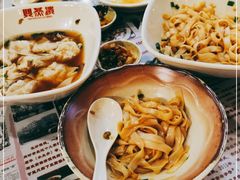 -双燕楼·手工馄饨·汤面小吃(世纪汇店)