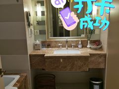 -宜昌均瑶国际酒店(宜昌CBD购物中心夷陵广场店)