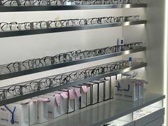 -视野联行眼镜·蔡司·尼康战略合作店(城西银泰店)