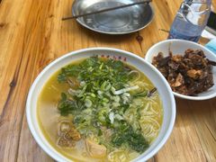 -文山荷鲜居(翠湖店)