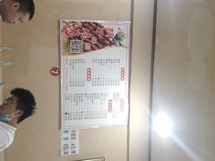 -小胡子烧烤(江汉路店)
