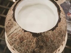 -志龙皇冠吃货椰子铺