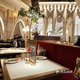 口味很一般的一家店 服务员也比较太难叫到~