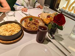 -静香HOUSE·全时段融合餐厅(七星欢乐颂店)