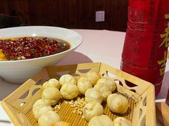 -思博半步颠小酒馆(梦时代店)