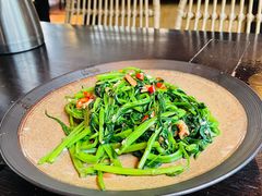 -Local泰莲庭(虹鳟鱼店)