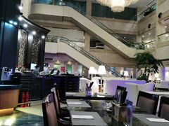 大堂-上海齐鲁万怡大酒店·辣椒屋咖啡厅