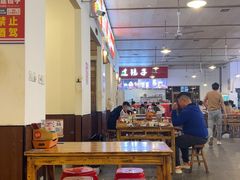 -冶建镜子·老南昌大排档·江西虾王(总店)