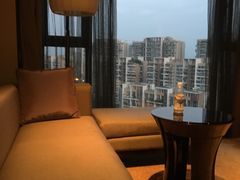 -成都保利公园皇冠假日酒店(熊猫基地店)