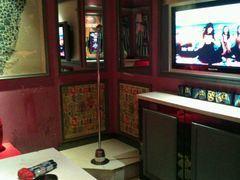 -环球梦主题KTV(曲阳生活购物中心店)