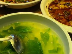 -临界音乐酒馆·小龙虾·江湖菜(华熙LIVE·鱼洞店)