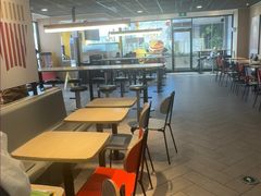 -麦当劳(华贸天地店)