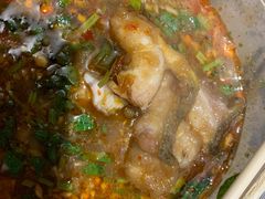 -肖肖酸萝卜鱼火锅(总店)