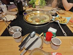 -顶顶汤火牛排火锅·经典铜锅涮肉