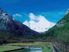 -贡嘎雪山