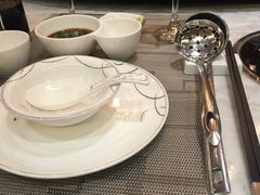 餐具摆设-虾佬圣汤