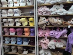 -名创优品(万达广场河东店)