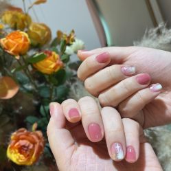 -花系美·美甲美睫精品店