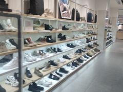 -hotwind热风(世纪东方广场店)