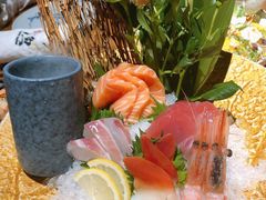 三文鱼腩手握寿司-渔寿司·日本料理(艾尚天地店)