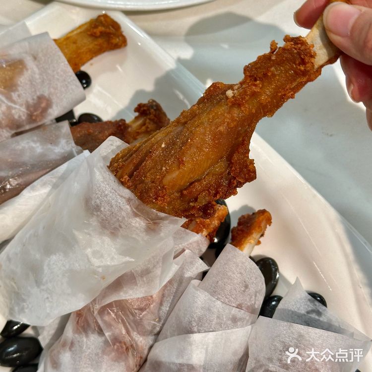 多数人都低估了开在酒店楼上的粤菜店实力