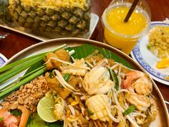 -Dang restaurant (patong phuket)