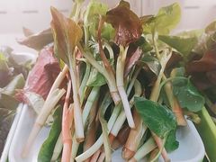 -李记称盘牛杂串串(广厦店)