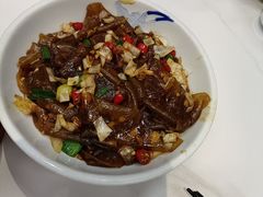 -楚山晓·湖北菜(武汉光谷K11店)