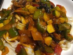 新疆牛肉拌面-秦䩊会·陕西biangbiang面(畹町路店)