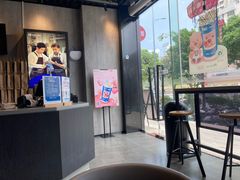 -瑞幸咖啡(灵芝地铁站店)