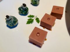 鱼籽酱蟹糊鹅肝-福玺荟(外滩罗斯福店)