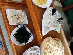 -楼外楼大刀肉传统火锅居(博学路店)