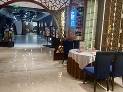 -广州中心皇冠假日酒店·百粤楼