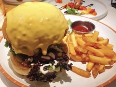 -阿妮叶李(光谷世界城店)