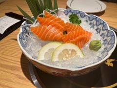 三文鱼刺身-大和食乐·鲜和牛酸汤火锅(环宇荟店)