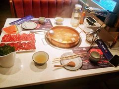 -牛村来人潮汕牛肉火锅(西单店)