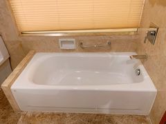 -镇江润扬大桥酒店