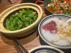 -泥糊破店小酒馆·团建聚餐(南京西路店)